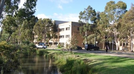 La Trobe University Online MBA